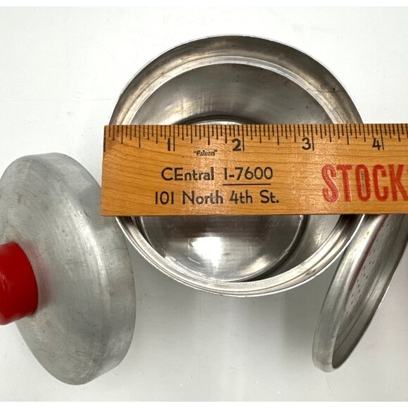 Vintage Aluminum Grease Drip Container With Red Knob Lid & Strainer Insert - Picture 8 of 9